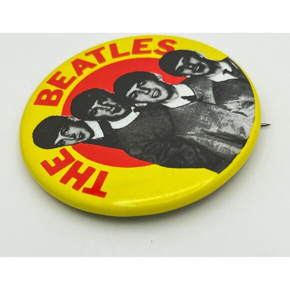 Vintage The Beatles Pinback Button Rock Music Paul John Ringo George Band Photo - Picture 4 of 6